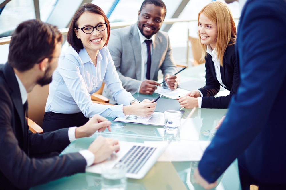 Shutterstock_349009931 - Are you thankful for your employees? Show them through meaningful performance-linked recognition